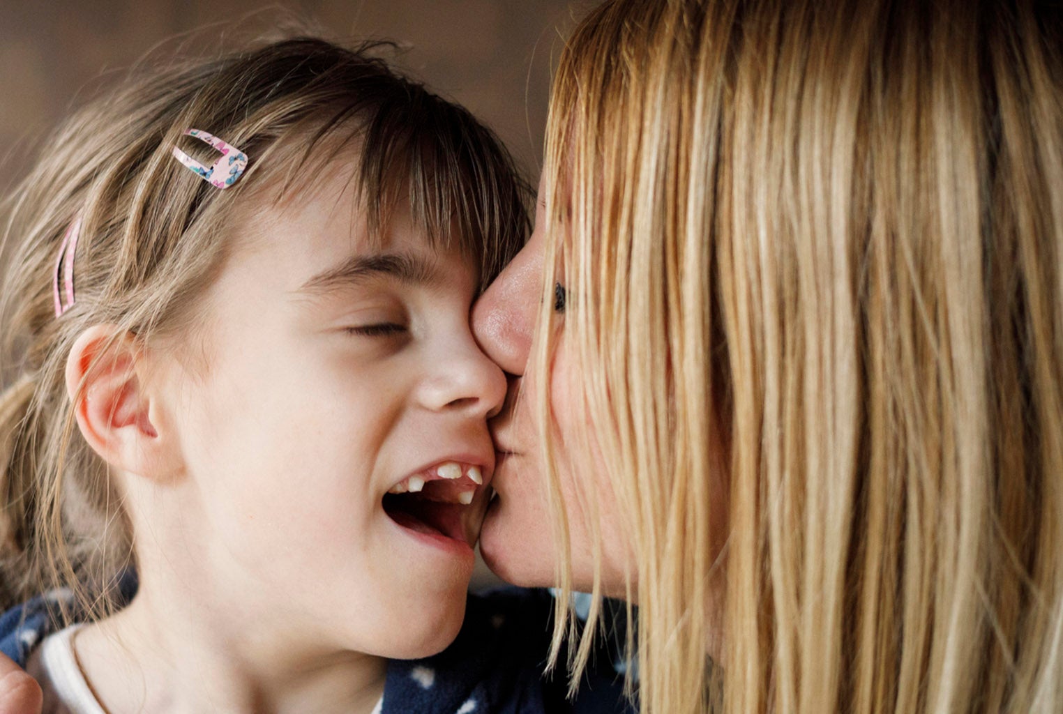 mom and child
